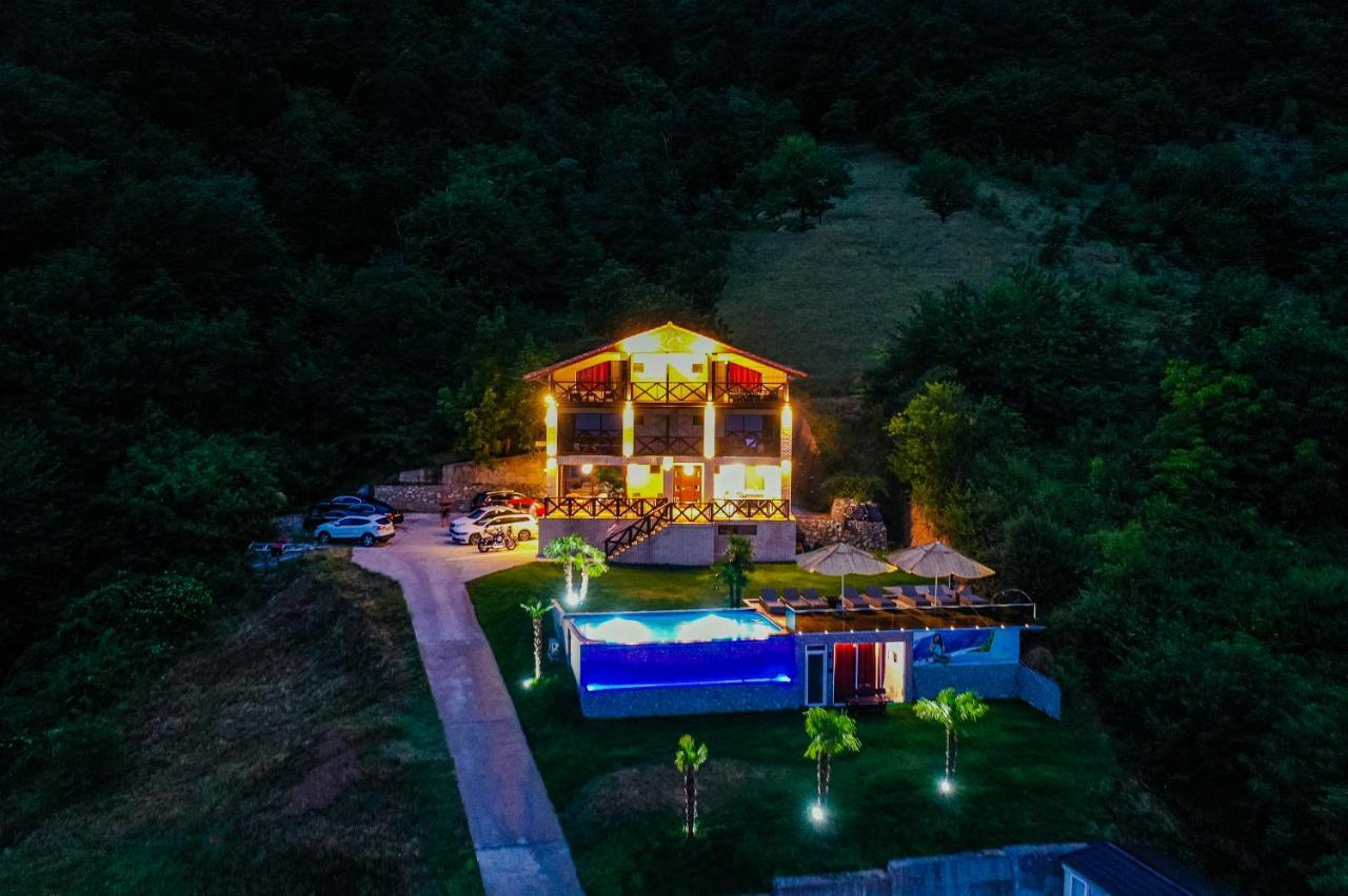 Rex Infinity View 4* Cazanele Dunarii Dubova Dış mekan fotoğraf