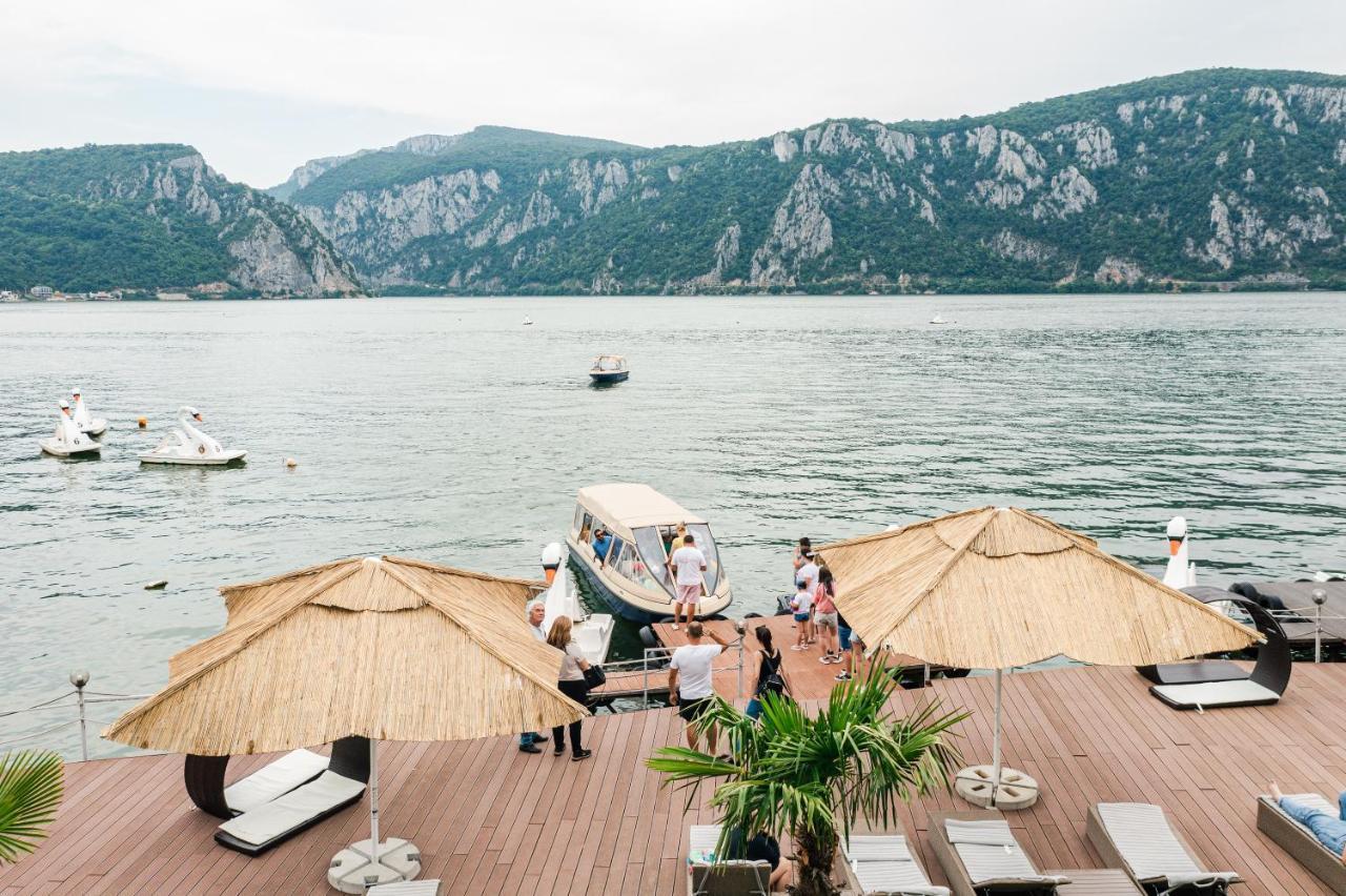 Rex Infinity View 4* Cazanele Dunarii Dubova Dış mekan fotoğraf