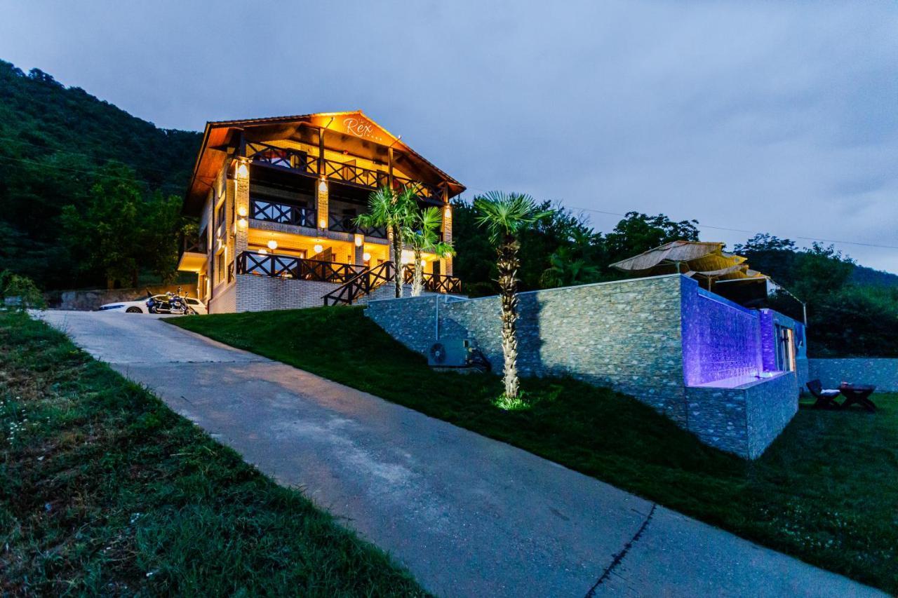 Rex Infinity View 4* Cazanele Dunarii Dubova Dış mekan fotoğraf